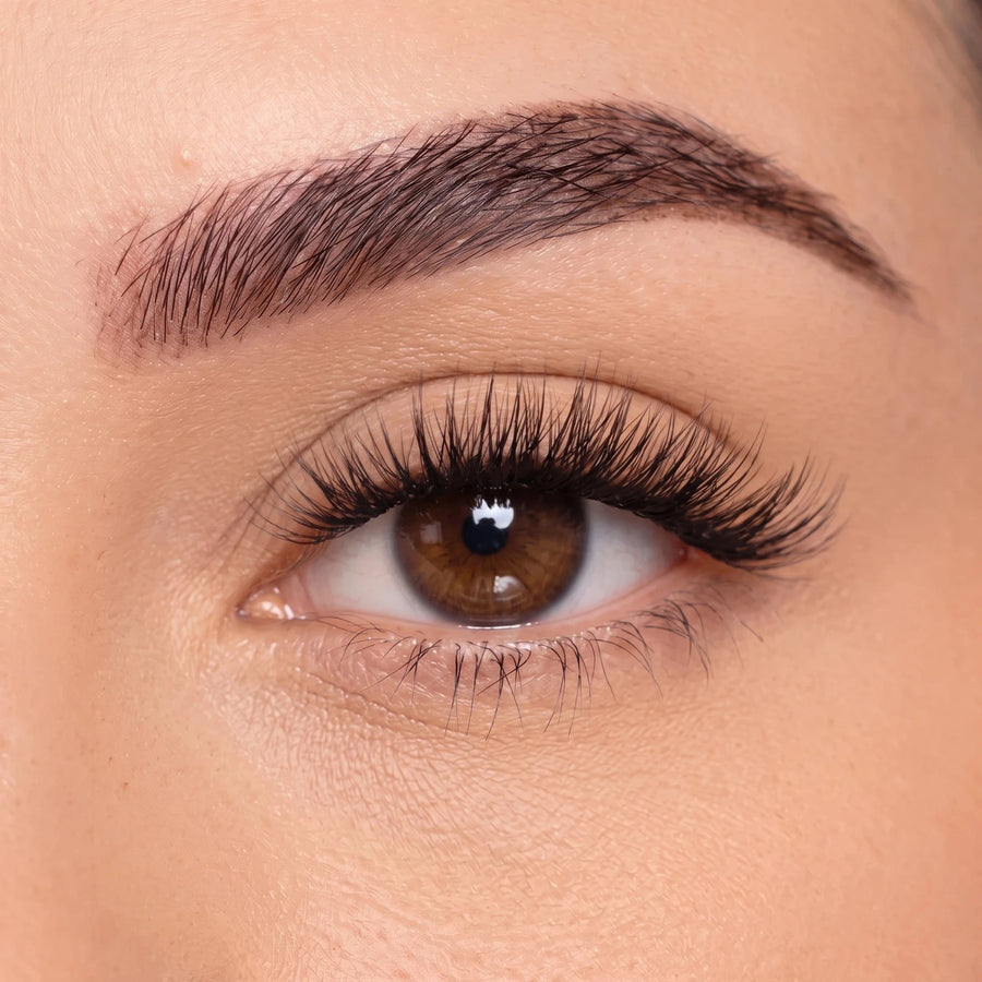 Charming - Tray False Eyelashes Custom Lashes Australia